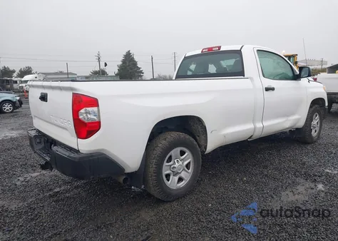 2015 Toyota Tundra Sr 5.7L V8 z USA, uszkodzony, nr VIN 5TFNY5F10FX179099